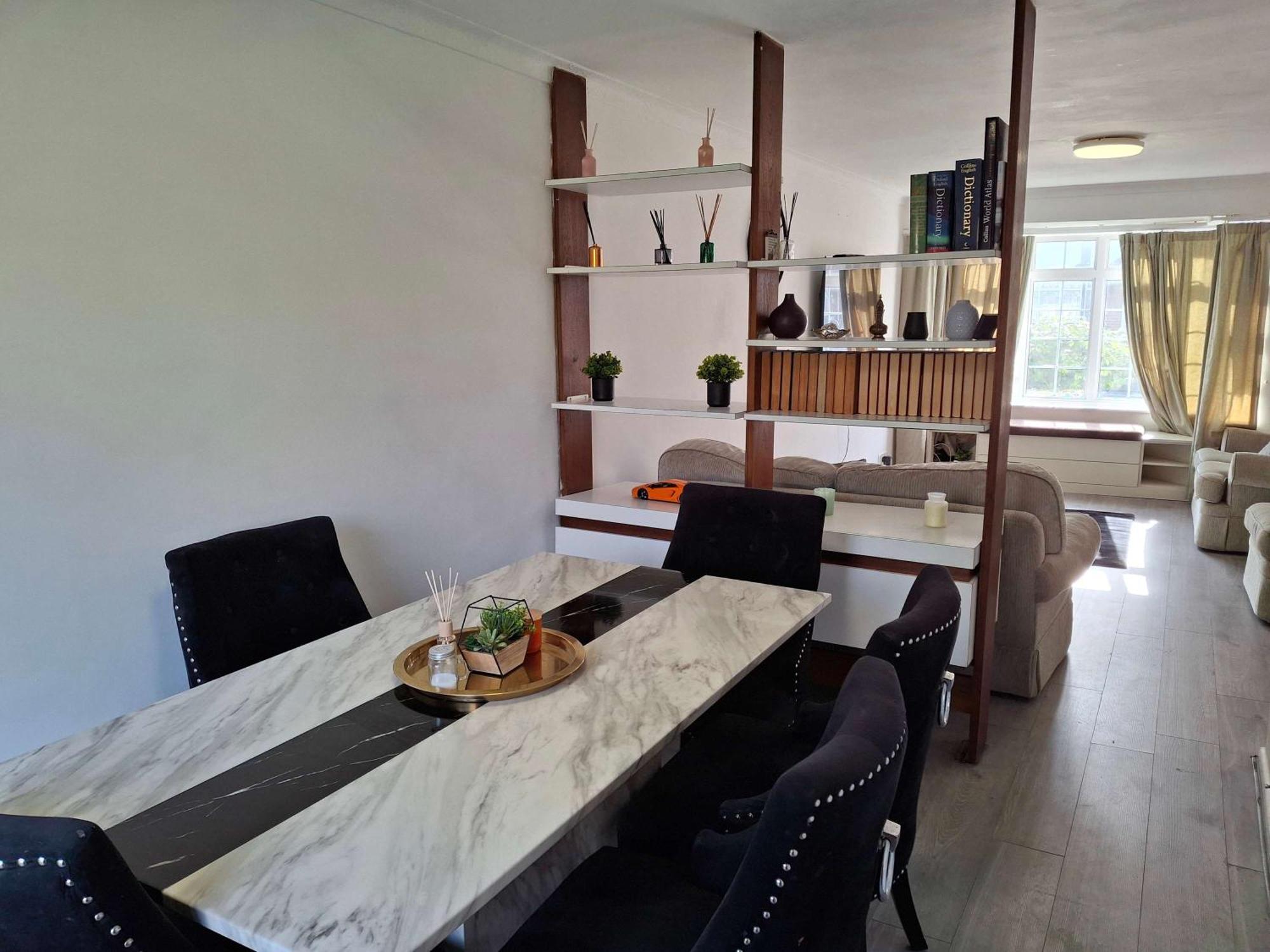 Nicely Decorated 3 Bedroom House Near Heathrow, London Staines-upon-Thames Extérieur photo